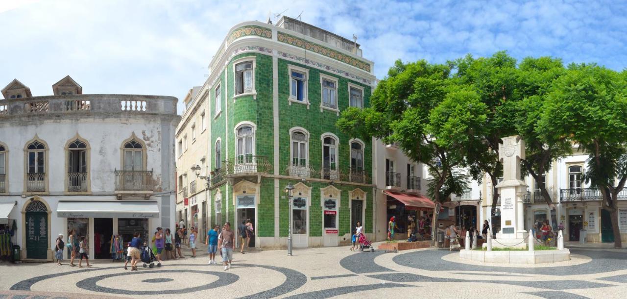 Lägenhet på 60 m² i Lagos centrum, med 2 sovrum och 1 badrum  Exteriör bild