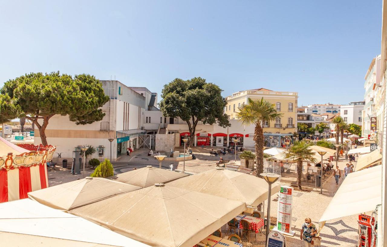 Lägenhet på 60 m² i Lagos centrum, med 2 sovrum och 1 badrum  Exteriör bild