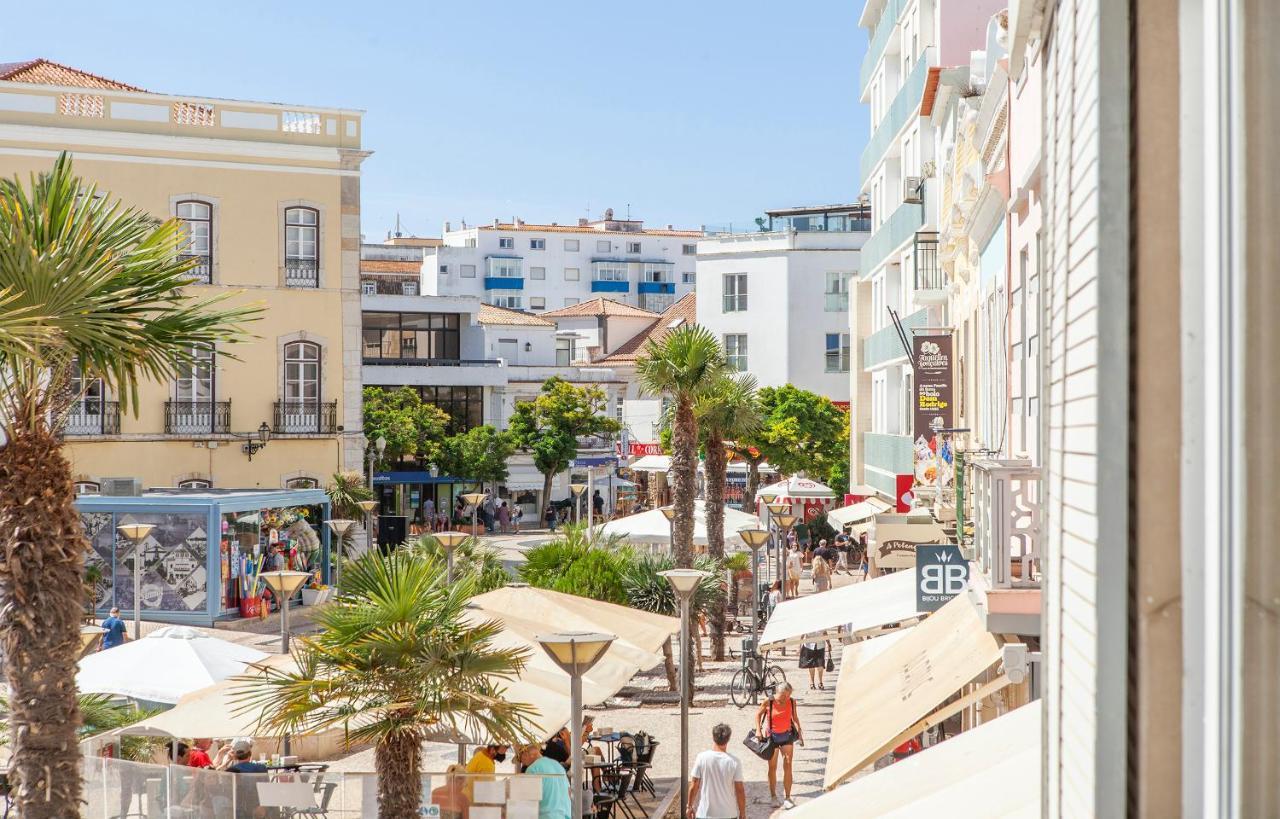 Lägenhet på 60 m² i Lagos centrum, med 2 sovrum och 1 badrum  Exteriör bild